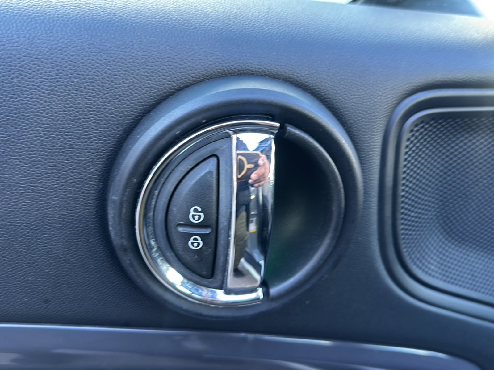 Used 2017 MINI Cooper Countryman S image 16