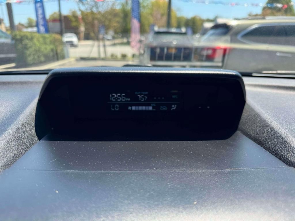 Certified 2023 Subaru Crosstrek 2.0i Premium AWD/4WD image 29