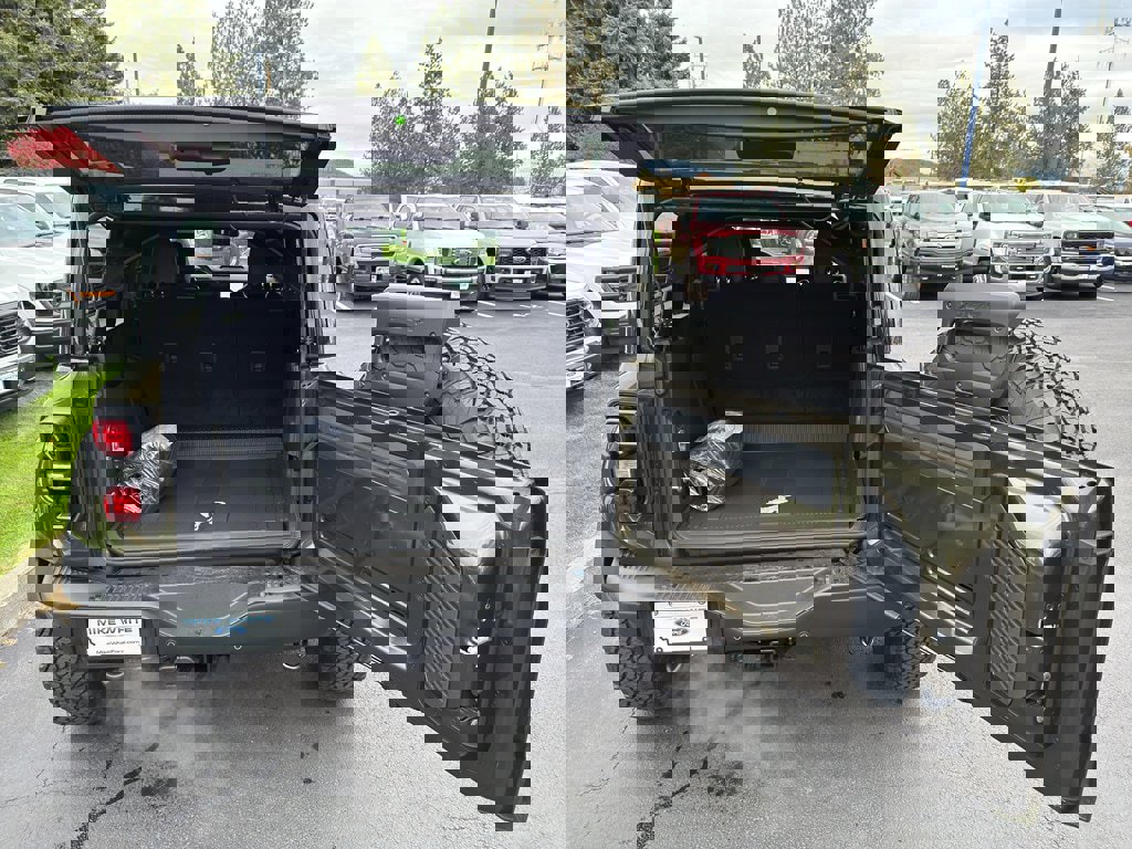 New 2025 Ford Bronco Raptor image 32