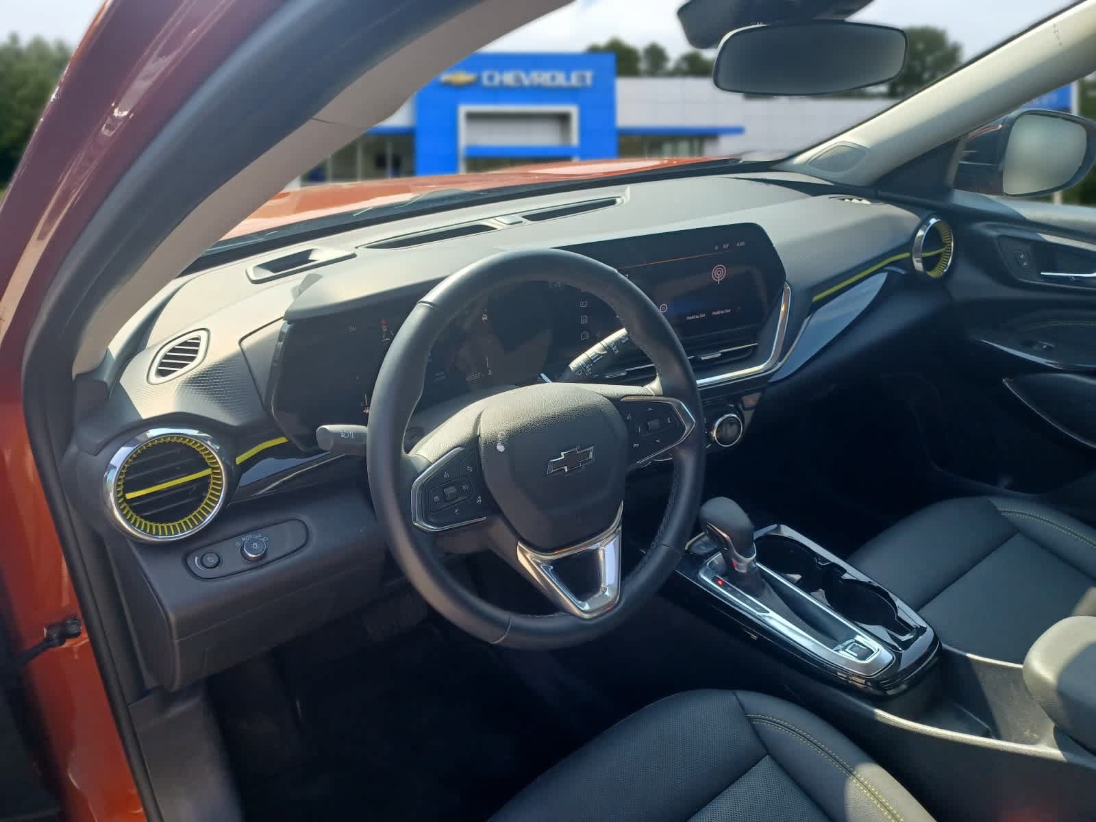 Used 2024 Chevrolet Trax ACTIV w/ Driver Confidence Package FWD image 8