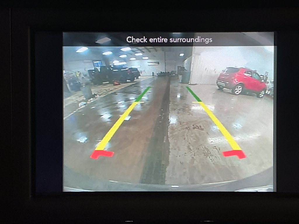 Used 2018 Chrysler Pacifica Touring Plus FWD image 23