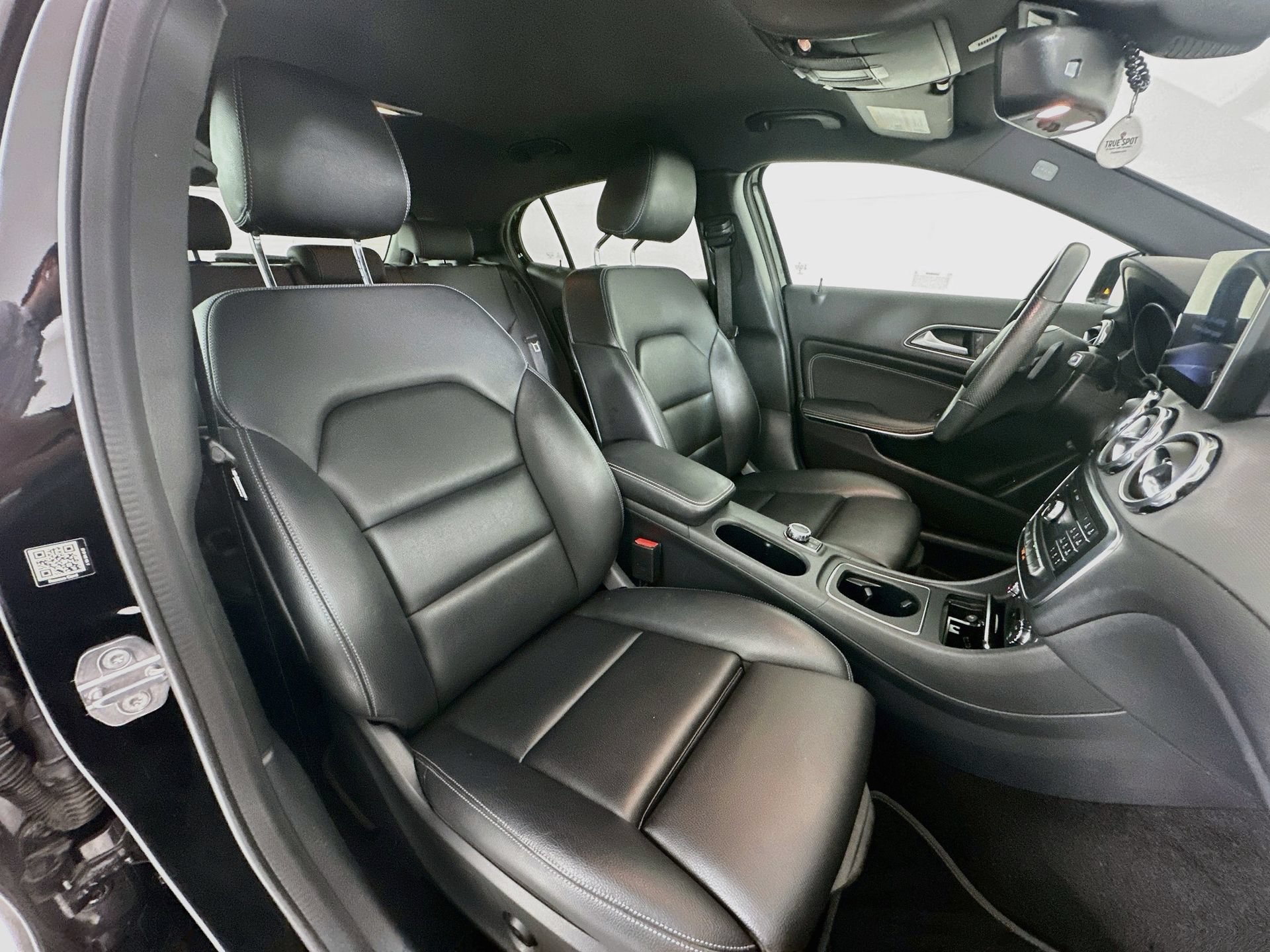 Certified 2020 Mercedes-Benz GLA 250 image 28