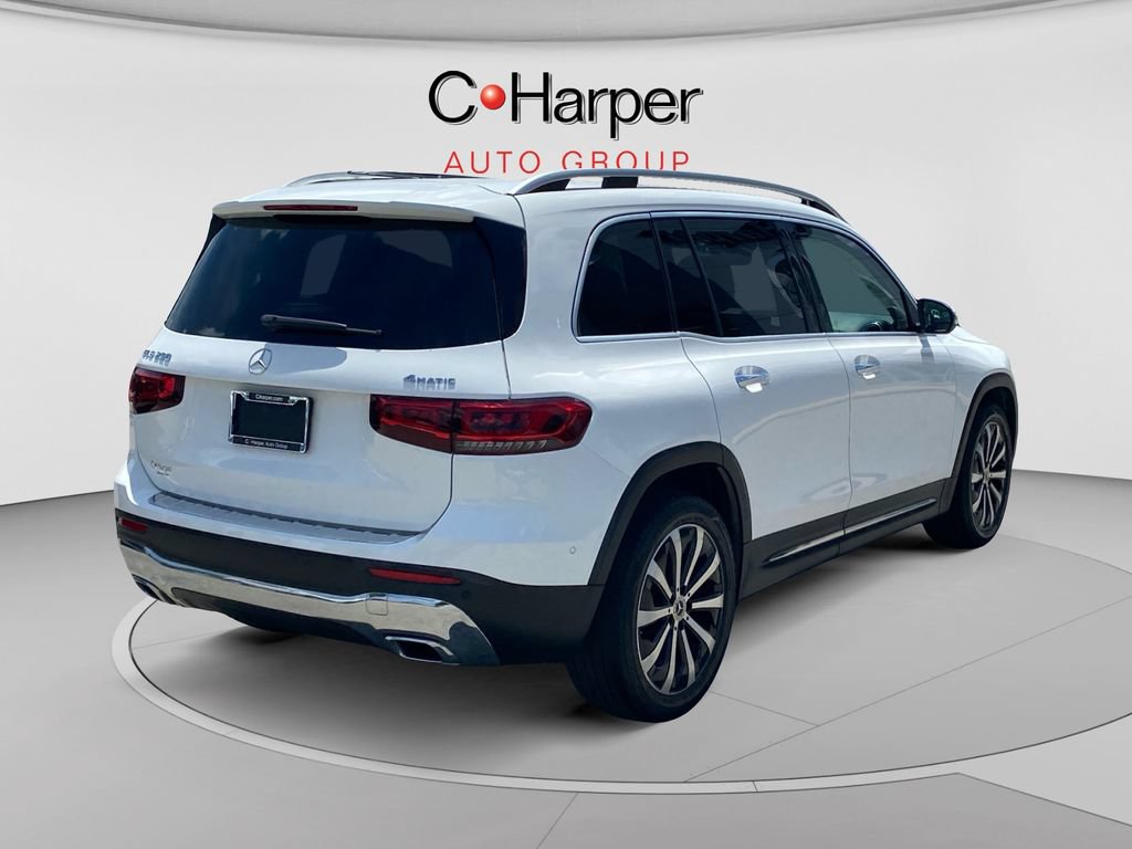 Used 2021 Mercedes-Benz GLB 250 4MATIC image 3