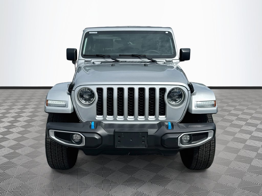 Used 2023 Jeep Wrangler Unlimited Sahara w/ Cold Weather Group AWD/4WD image 2