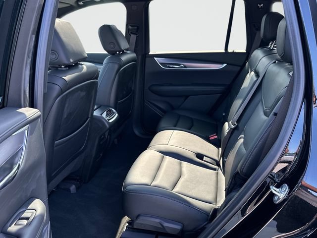 Certified 2024 Cadillac XT6 Luxury AWD/4WD image 17