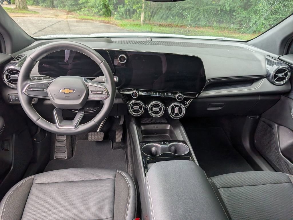 Used 2024 Chevrolet Blazer EV LT AWD/4WD image 24