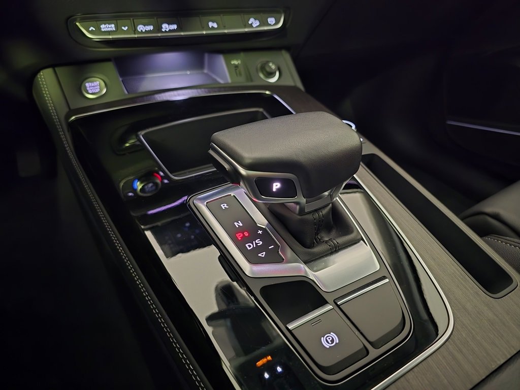 Certified 2025 Audi Q5 2.0T Premium Plus w/ Premium Plus Package image 20