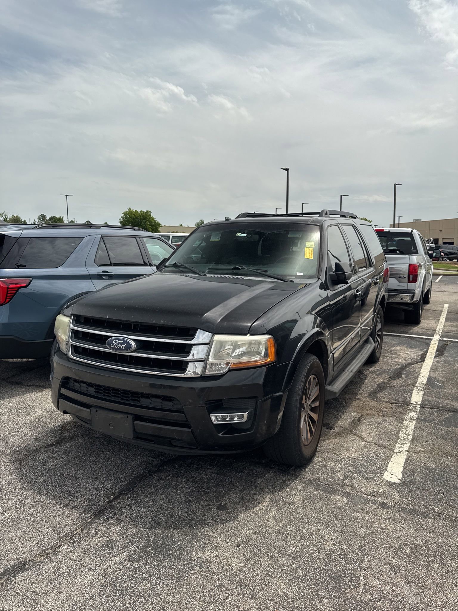 Used 2015 Ford Expedition XLT w/ Equipment Group 202A