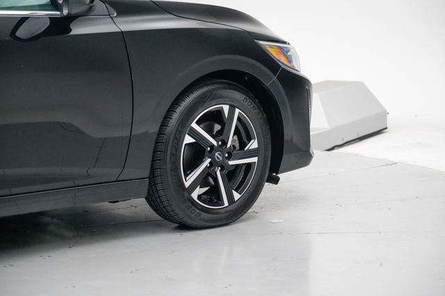 Used 2024 Nissan Sentra SV FWD image 7