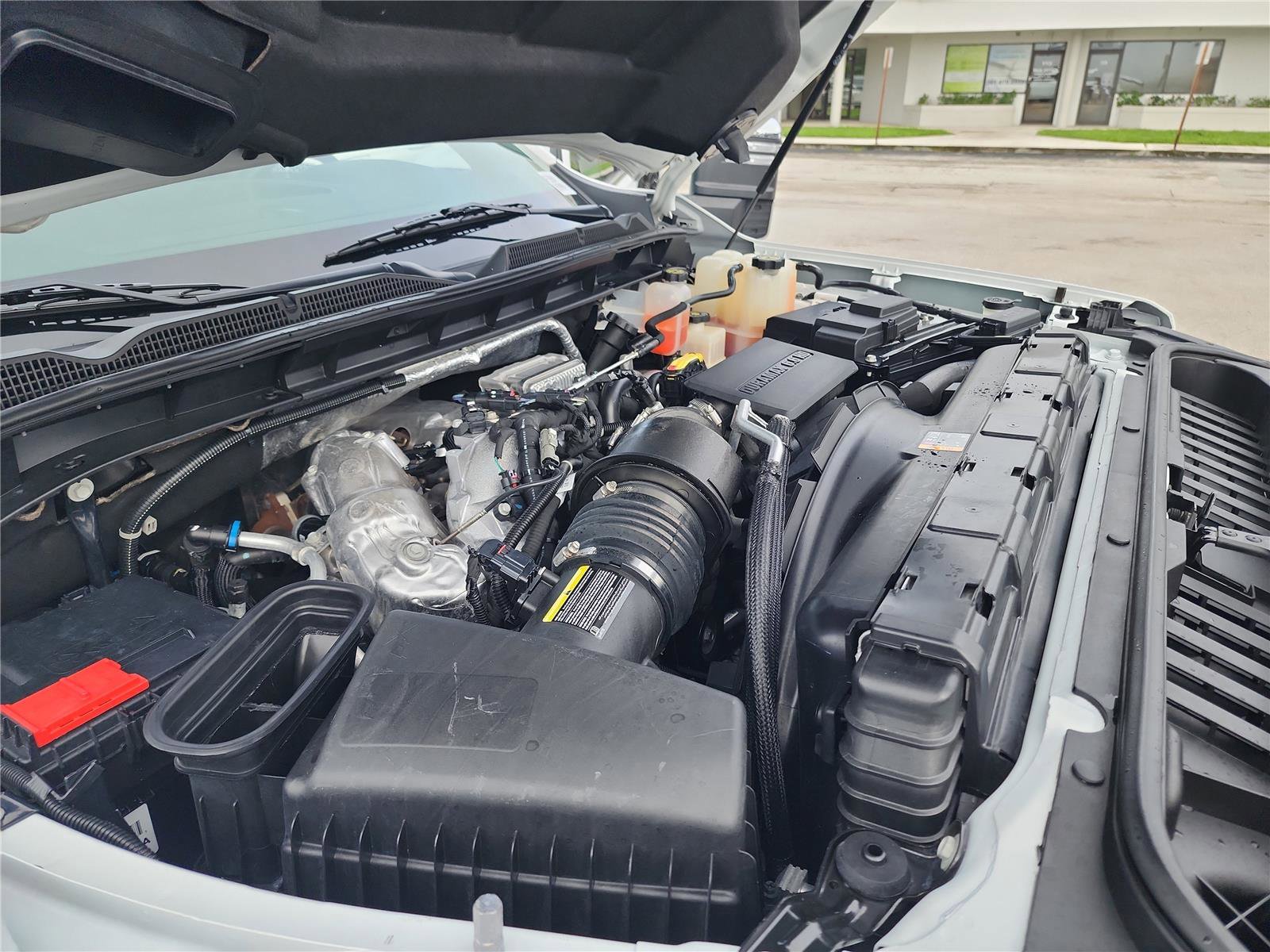 Used 2023 GMC Sierra 2500 SLT w/ SLT Convenience Package image 11