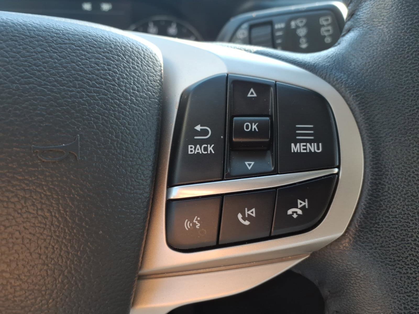 Used 2022 Ford Explorer Limited w/ Equipment Group 301A image 20