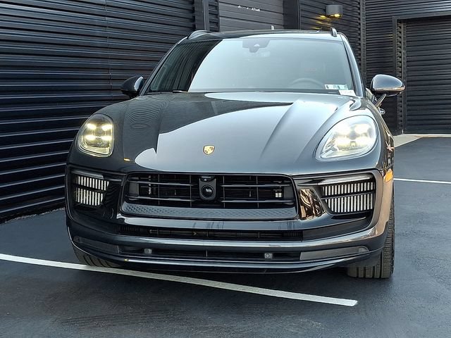 Certified 2024 Porsche Macan GTS AWD/4WD image 10