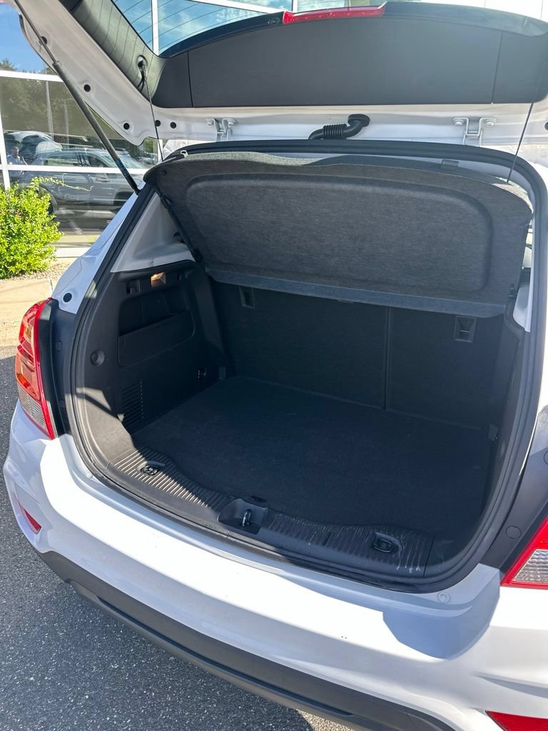 Used 2018 Chevrolet Trax LS AWD/4WD image 5