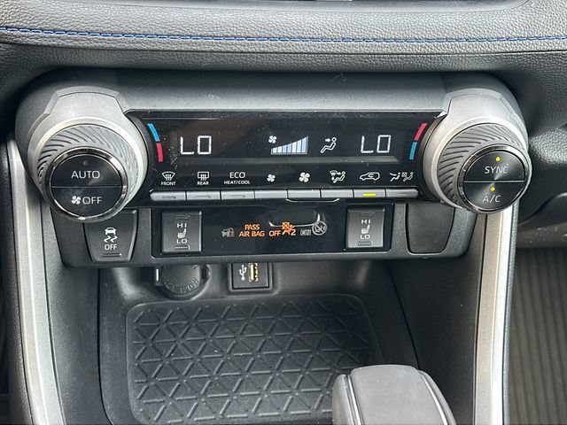 Used 2023 Toyota RAV4 XSE AWD/4WD image 26