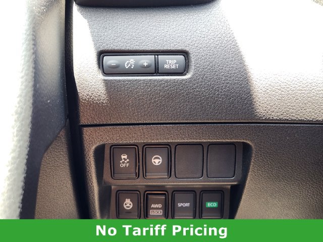Used 2022 Nissan Rogue Sport SL AWD/4WD image 22