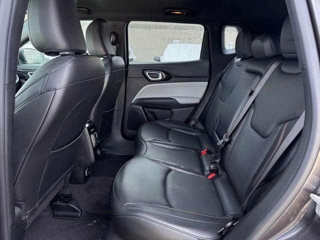 Certified 2023 Jeep Compass Limited w/ Mopar Graphics Package image 18