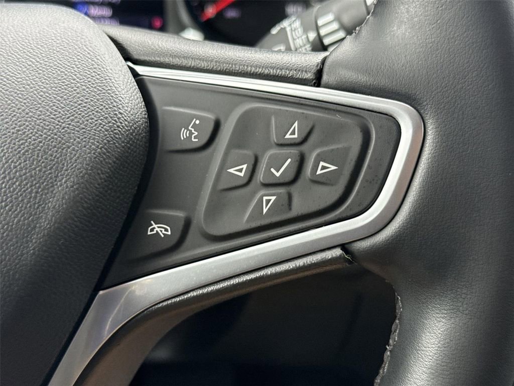 Used 2023 Chevrolet Equinox LT image 34