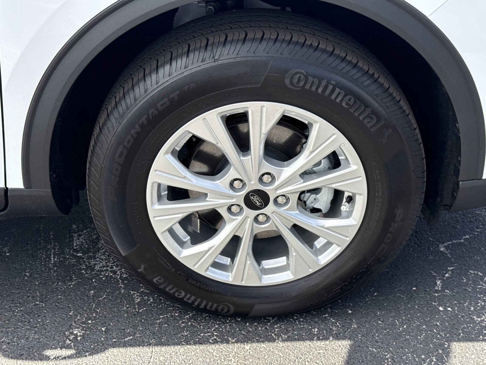 Certified 2026 Ford Escape Active AWD/4WD image 33