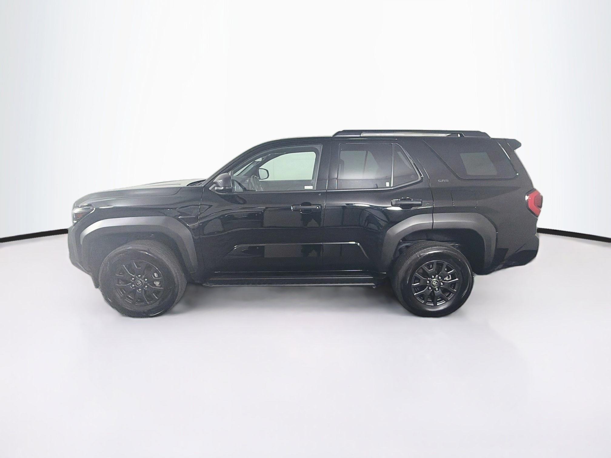 Used 2025 Toyota 4Runner SR5 AWD/4WD image 4