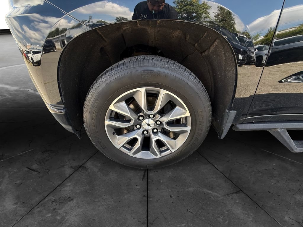 Used 2021 Chevrolet Silverado 1500 RST w/ Z71 Off-Road Package AWD/4WD image 9