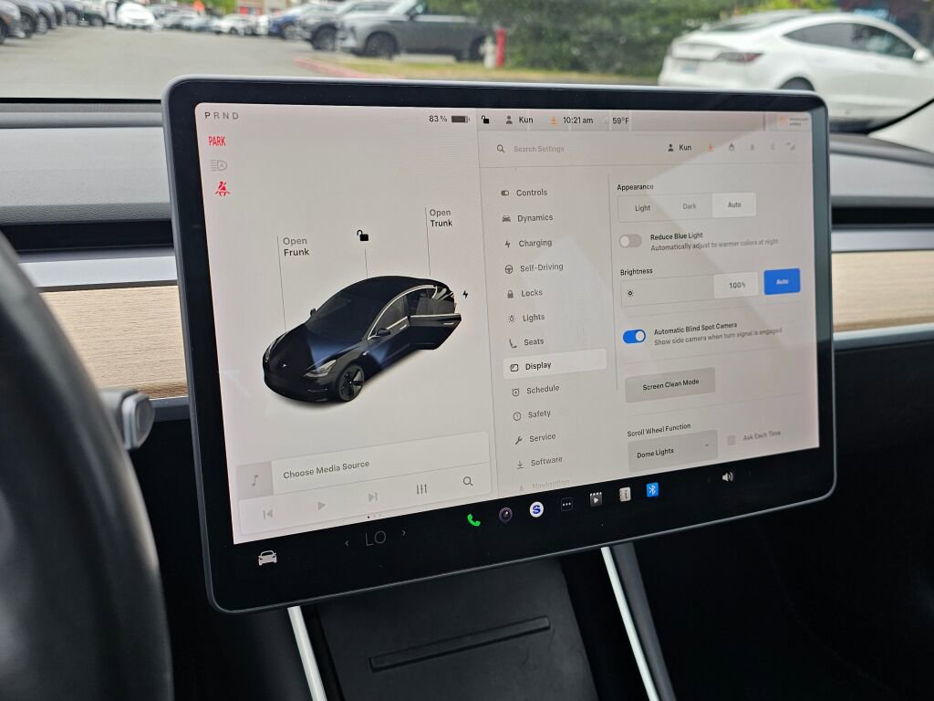 Used 2018 Tesla Model 3 Long Range RWD image 35