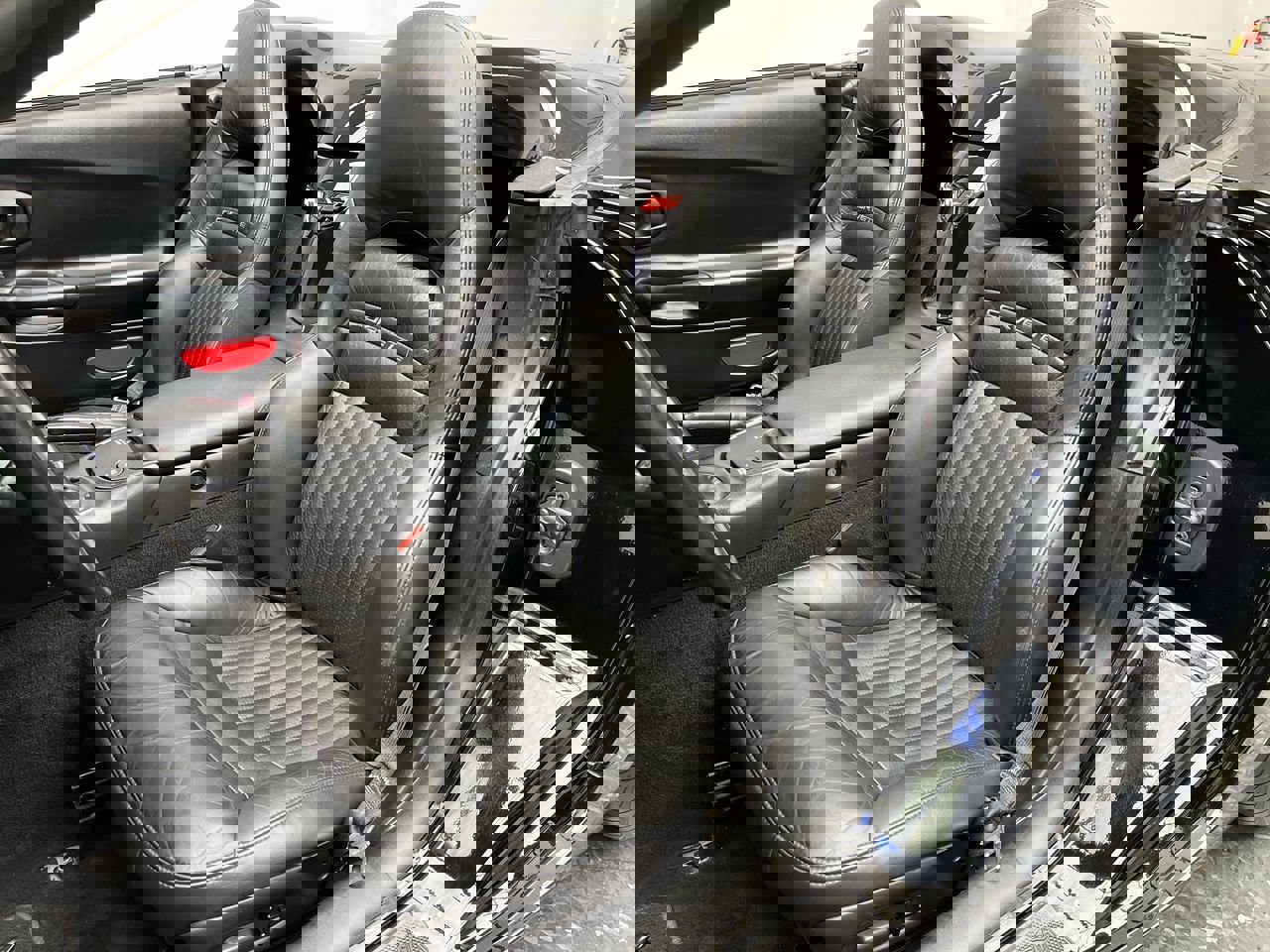 Used 2001 Chevrolet Corvette Convertible w/ Preferred Equipment Group2 image 9