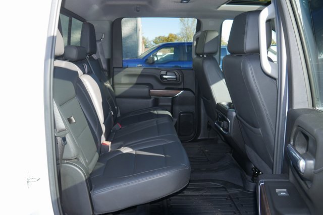 Used 2023 GMC Sierra 3500 SLT w/ SLT Premium Package image 28