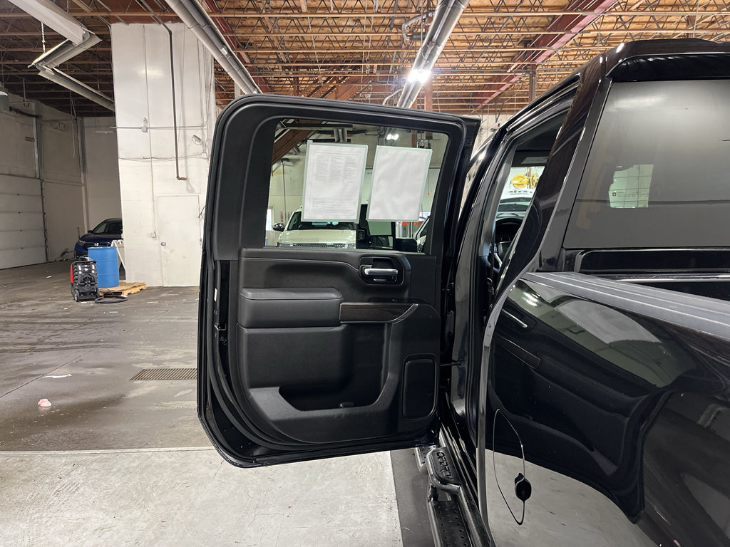 Certified 2022 Chevrolet Silverado 2500 LTZ w/ LTZ Convenience Package AWD/4WD image 23