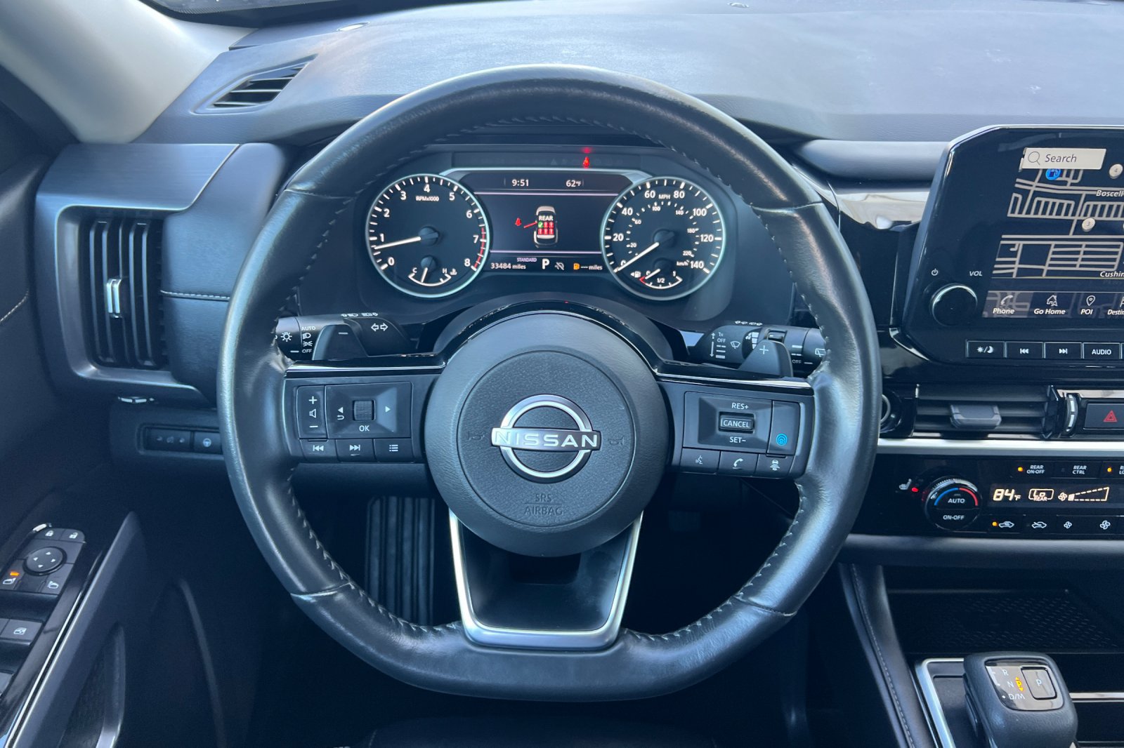 Certified 2024 Nissan Pathfinder SL w/ Black Appearance Package FWD image 16