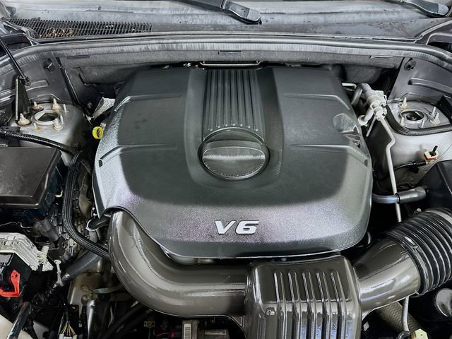 Used 2015 Jeep Grand Cherokee Limited w/ Trailer Tow Group IV image 32