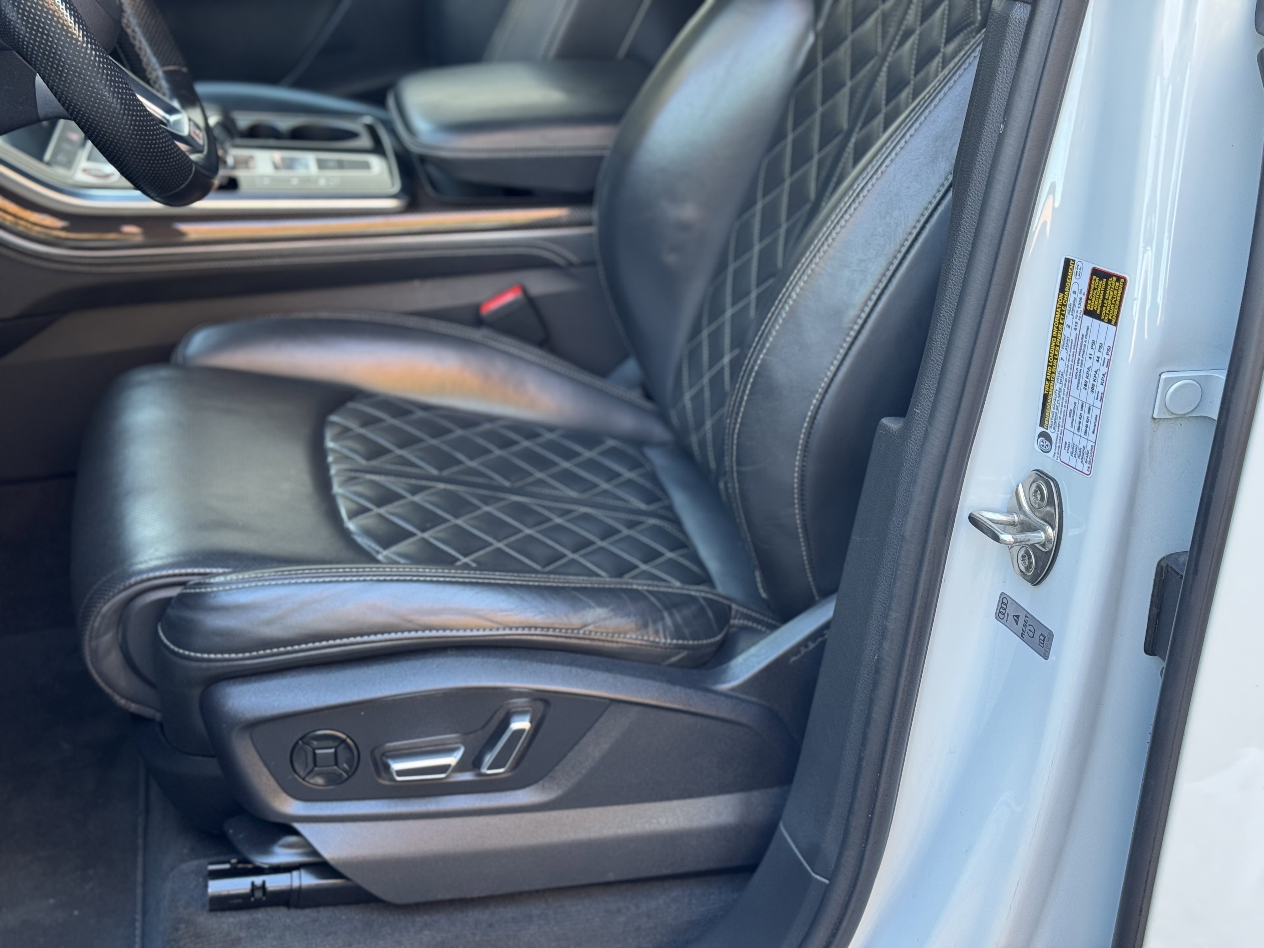 Used 2021 Audi SQ7 Premium Plus image 26