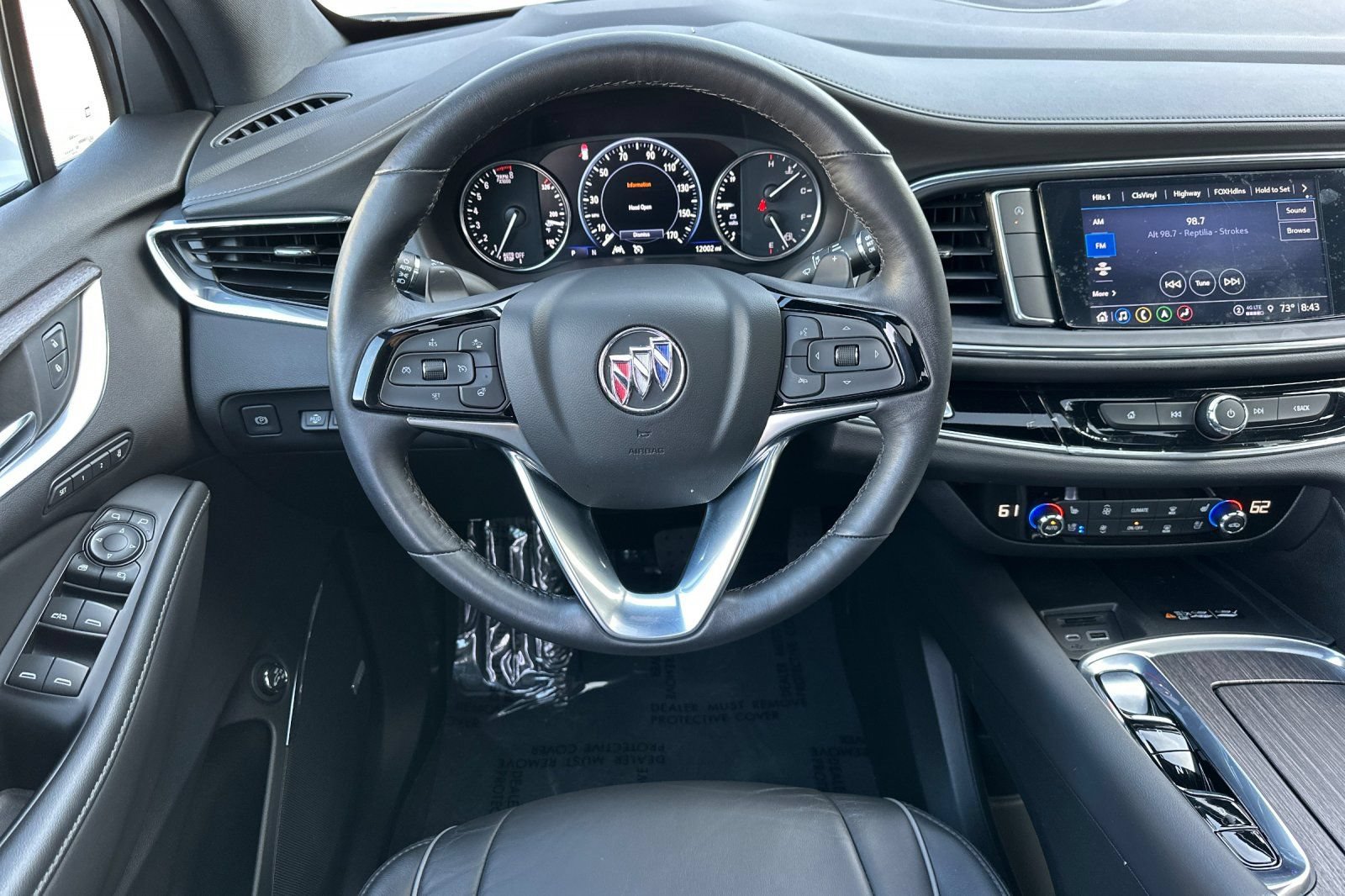 Certified 2024 Buick Enclave Avenir FWD image 17