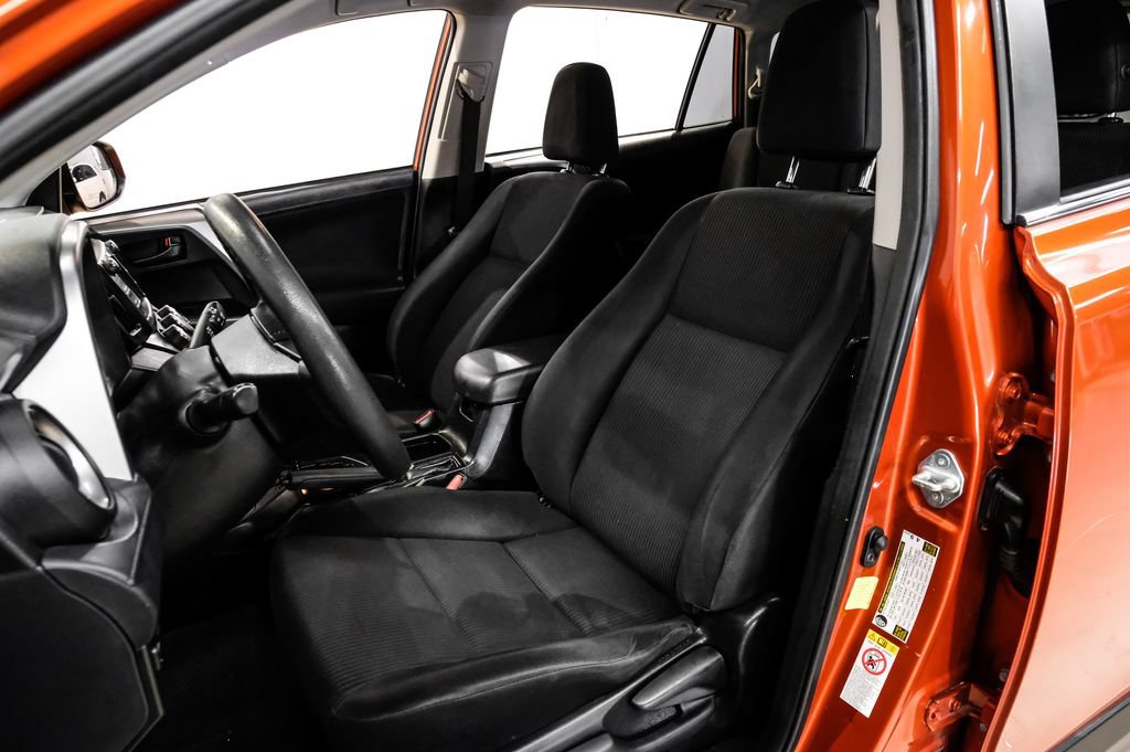 Used 2016 Toyota RAV4 LE FWD image 36