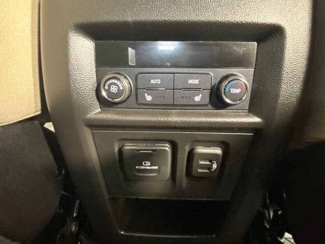 Used 2023 Chevrolet Traverse Premier w/ LPO, Floor Liner Package AWD/4WD image 24