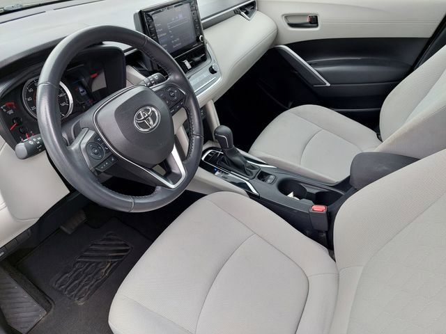 Certified 2022 Toyota Corolla Cross LE FWD image 19