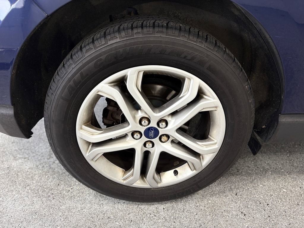 Used 2016 Ford Edge Titanium w/ Technology Package AWD/4WD image 33