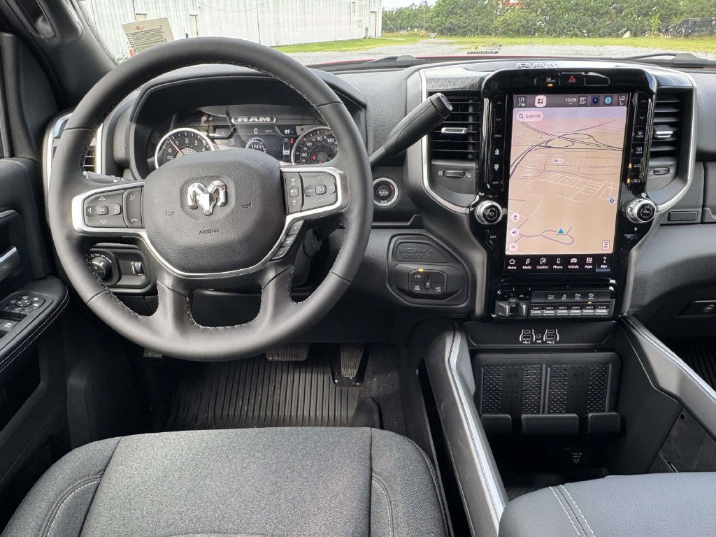 New 2026 RAM 2500 Big Horn AWD/4WD image 16