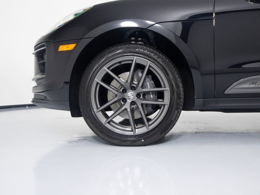 New 2026 Porsche Macan Turbo AWD/4WD image 15