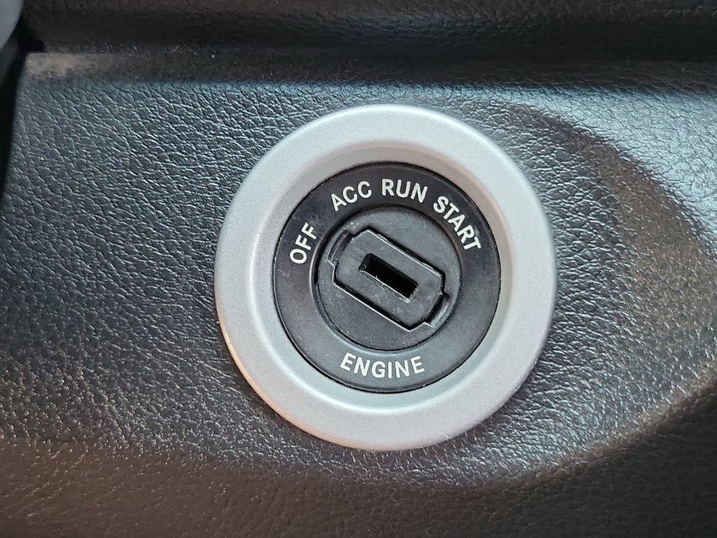 Used 2017 RAM 2500 Laramie AWD/4WD image 12