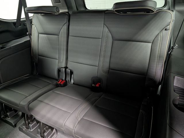New 2026 Chevrolet Suburban Premier image 17