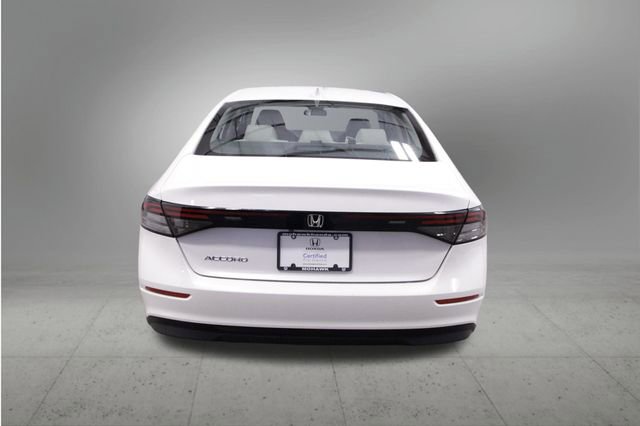 Certified 2023 Honda Accord EX image 5