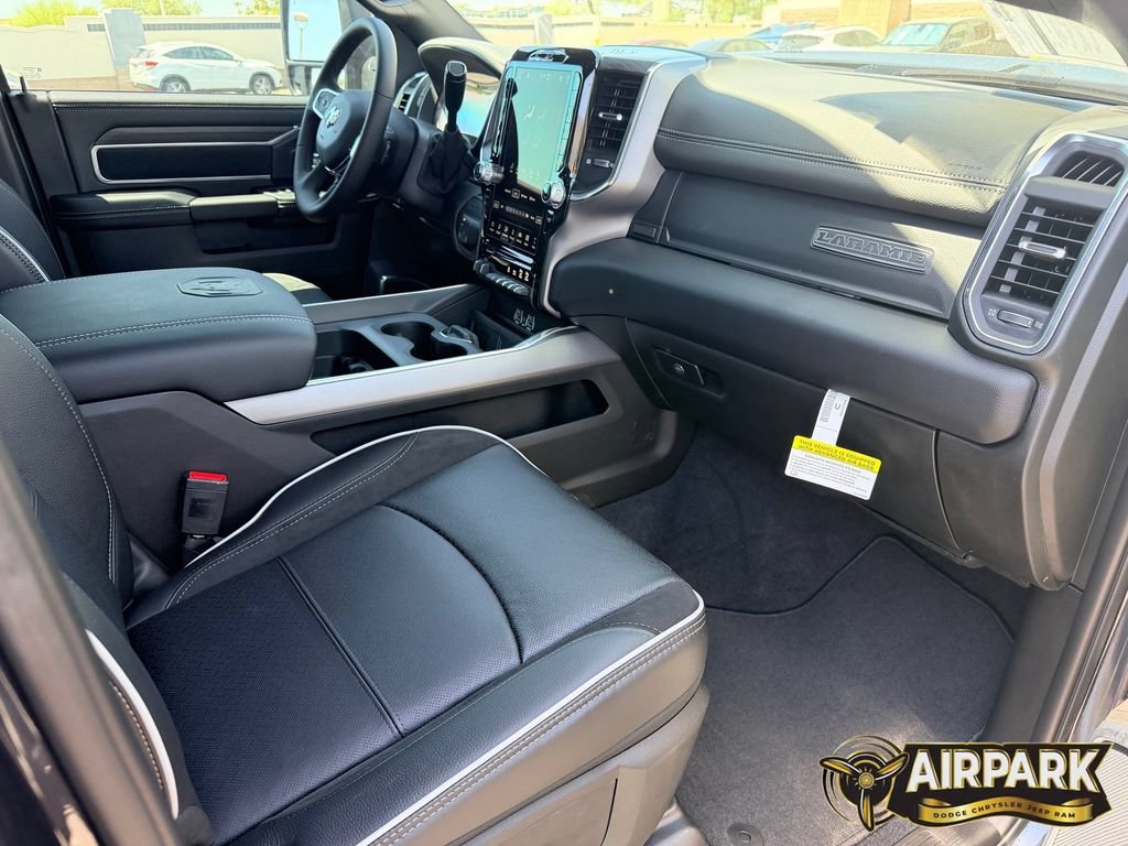 New 2026 RAM 2500 Laramie w/ Night Edition AWD/4WD image 11