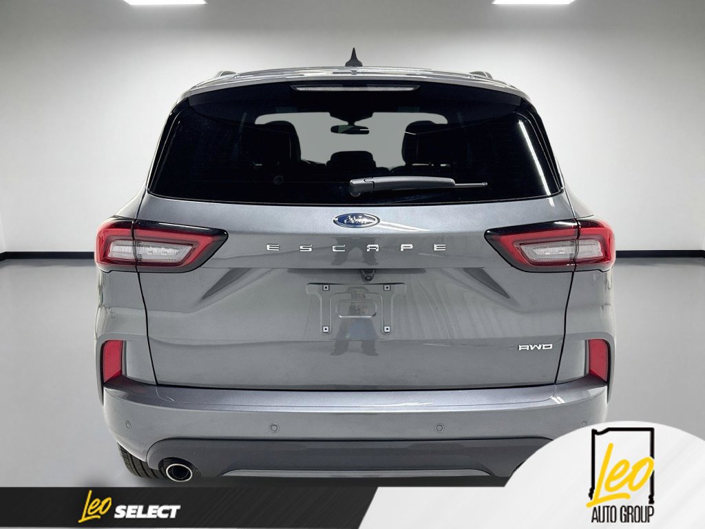 Used 2023 Ford Escape ST-Line w/ Tech Pack #1 AWD/4WD image 9