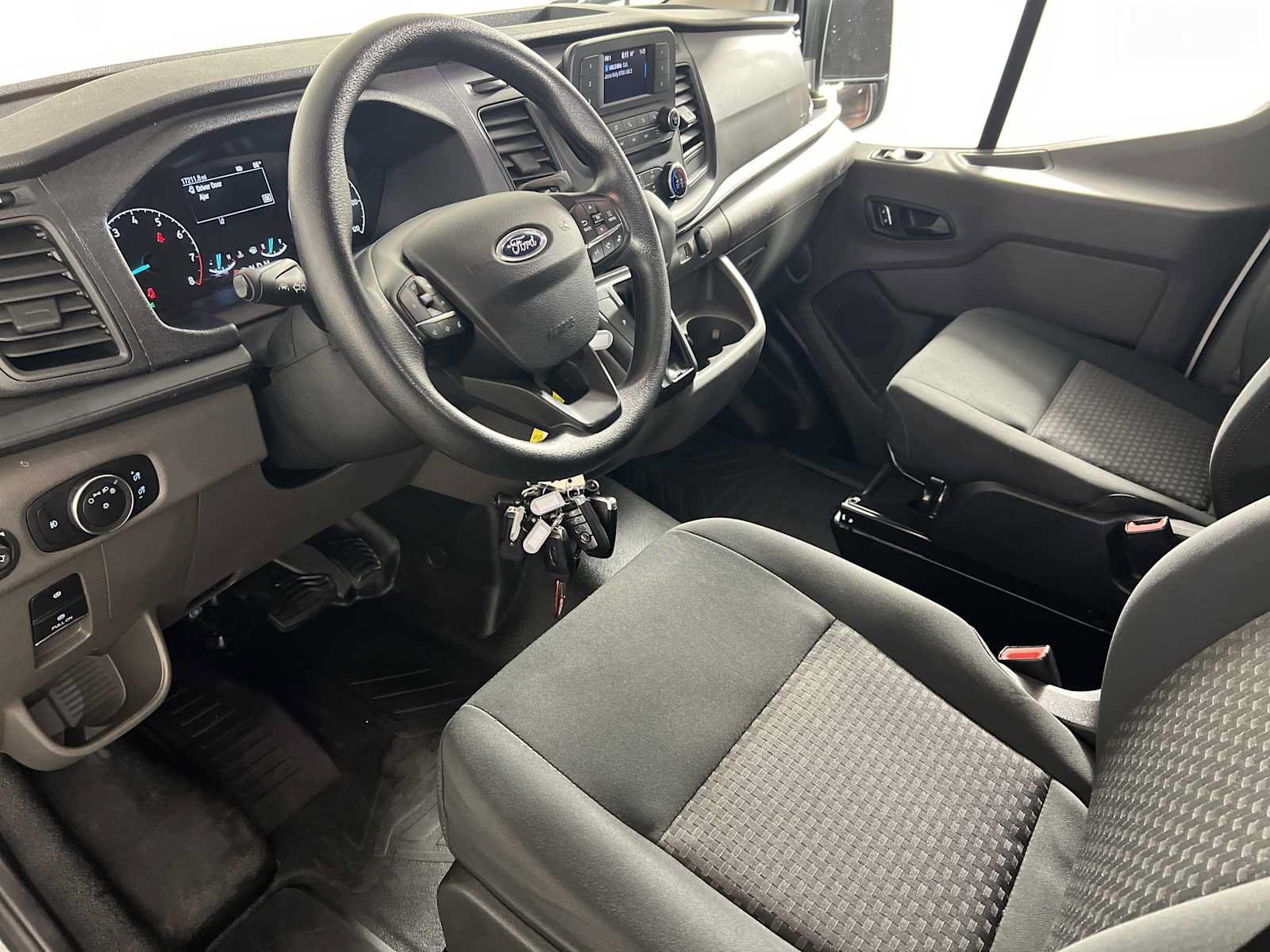 Used 2025 Ford Transit 250 Low Roof w/ Exterior Upgrade Package RWD image 19