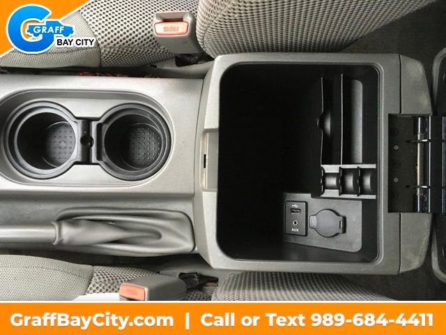 Used 2015 Nissan Frontier SL image 23