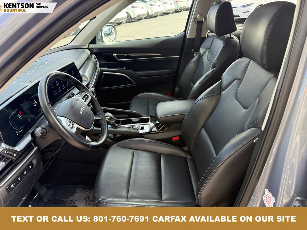 Used 2025 Kia Telluride S image 33
