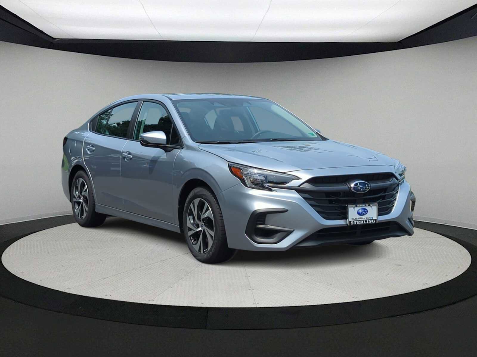 Certified 2025 Subaru Legacy Premium AWD/4WD image 2