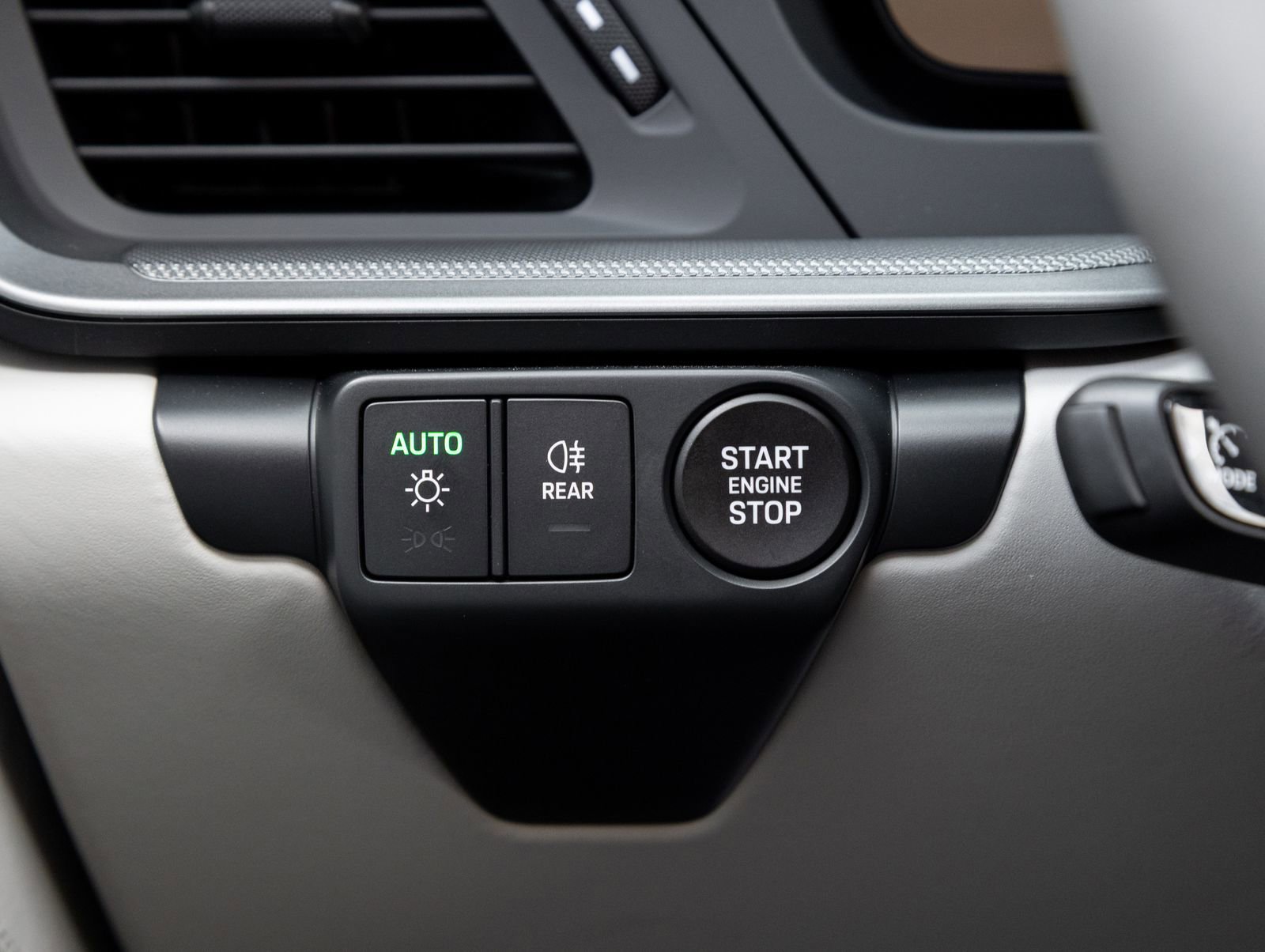 Certified 2026 Porsche 911 Carrera image 19