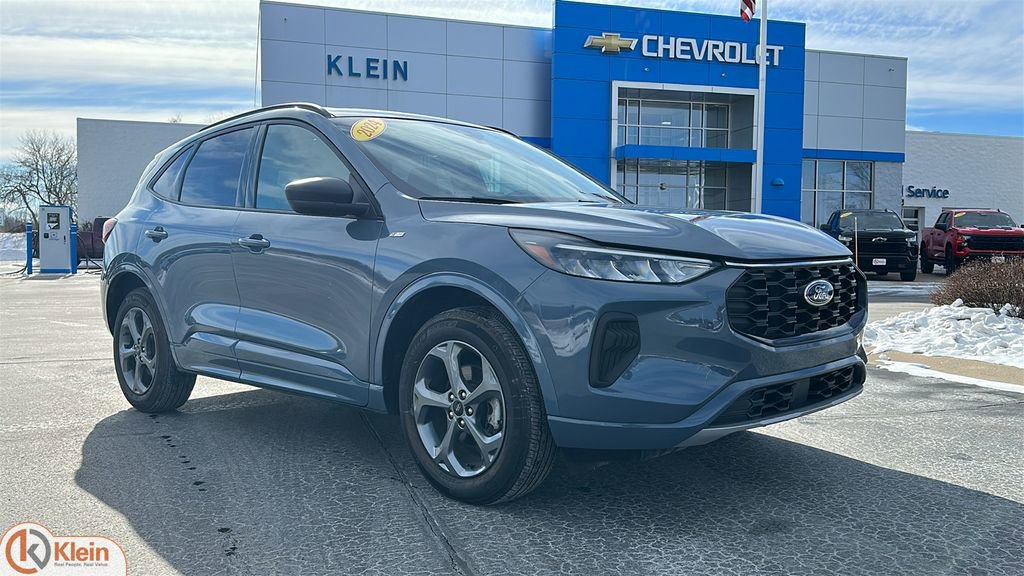 Used 2024 Ford Escape ST-Line w/ Tech Pack #1 video 1