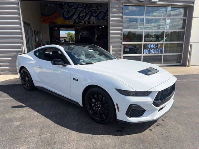 New 2026 Ford Mustang GT Premium RWD image 4